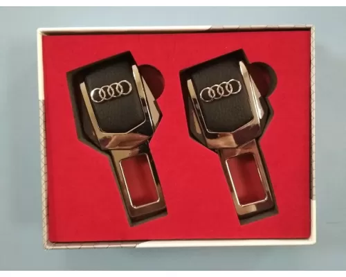 Заглушки замка для ремней безопасности в автомобиль с логотипом Audi (2шт)